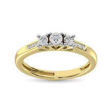 10K Yellow Gold 1/4 Ct.Tw Diamond Engagement Ring