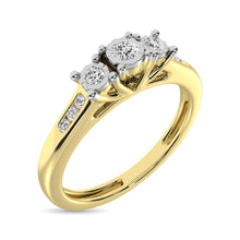 10K Yellow Gold 1/4 Ct.Tw Diamond Engagement Ring
