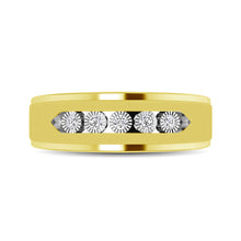 10K Yellow Gold 1/6 Ct.Tw. Diamond Illusion Mens Band