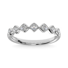 14K White Gold 1/6 Ctw Diamond Annivesary Ring