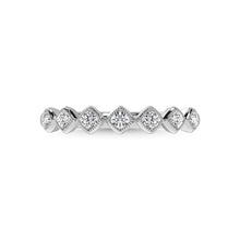 14K White Gold 1/6 Ctw Diamond Annivesary Ring