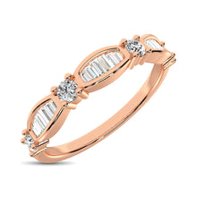 14K Rose Gold 1/4 Ctw Round and Tapper Diamond Band Ring