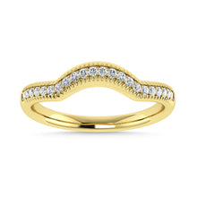 Diamond 1/10 Ct.Tw. Chevron Band in 14K Yellow Gold