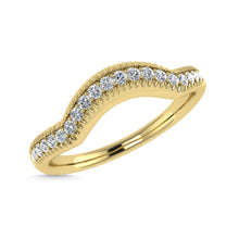 Diamond 1/10 Ct.Tw. Chevron Band in 14K Yellow Gold