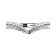 14K White Gold 1/10 Ct.Tw. Diamond Chevron Band