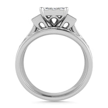 Diamond 1 Ct.Tw. Round and Tapper head Ring in 10K White Gold