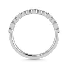 Diamond 1/8 Ct.Tw. Chevron Band in 14K White Gold